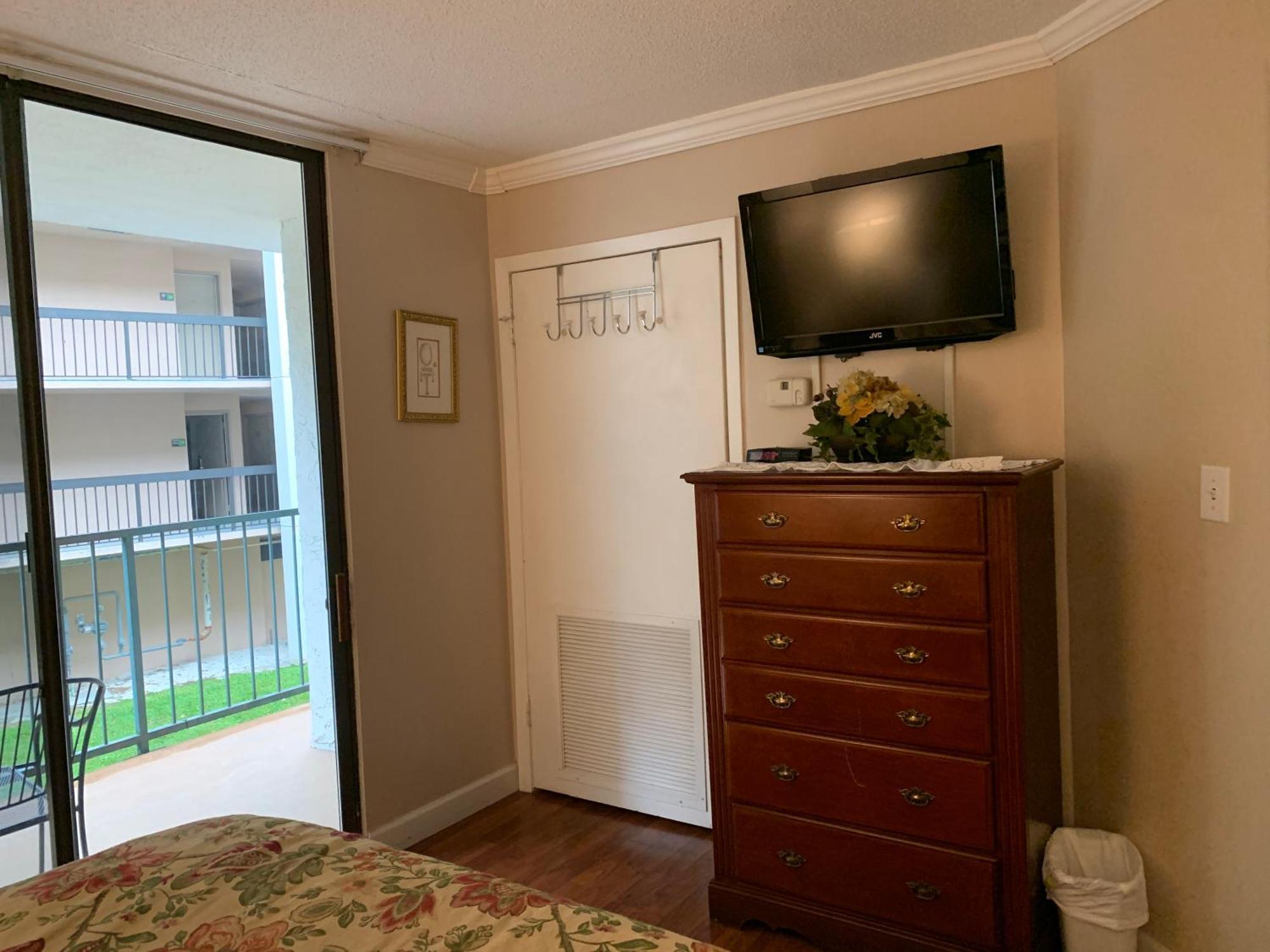 Oak Square Rentals Gatlinburg Room photo