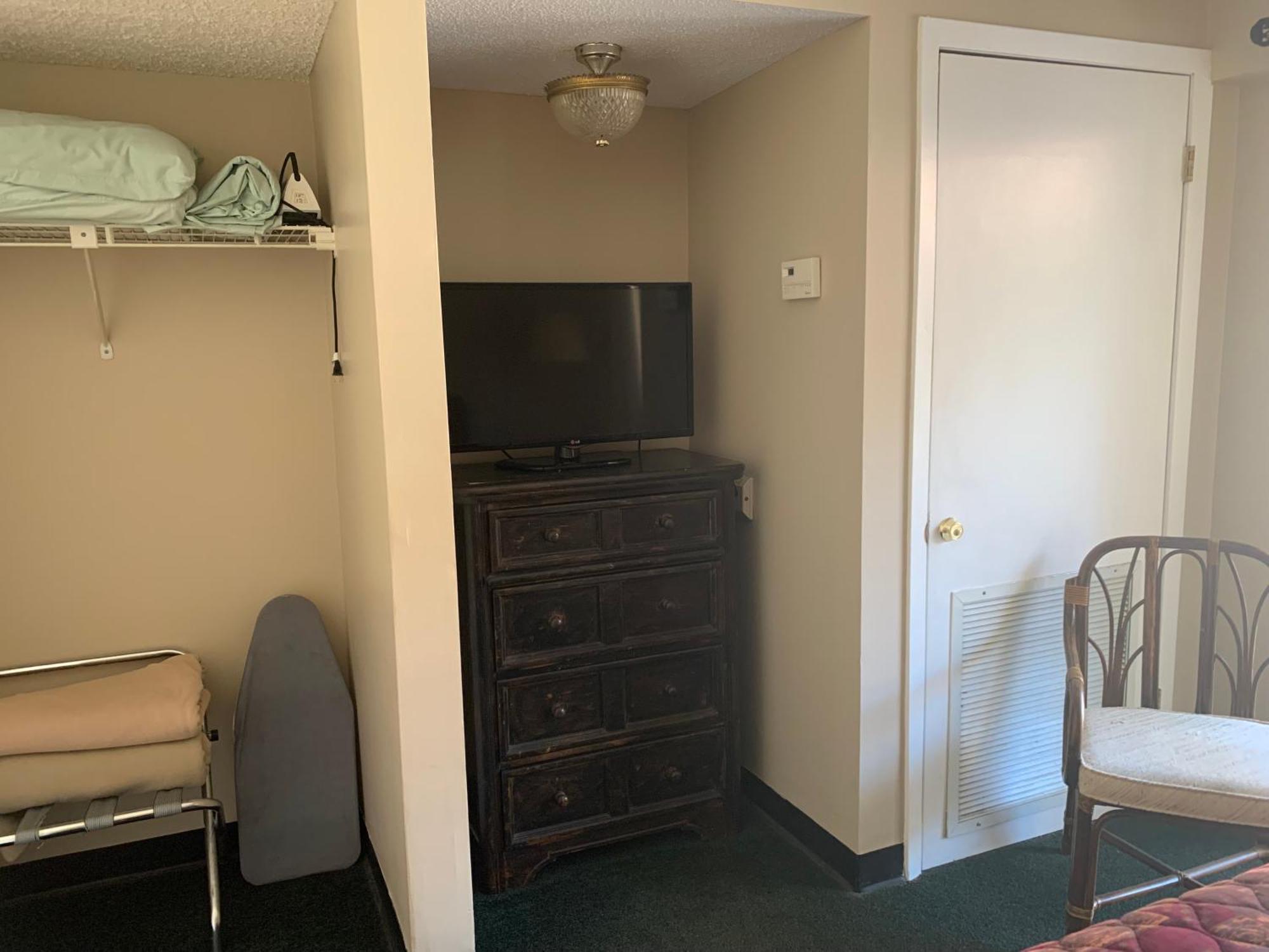 Oak Square Rentals Gatlinburg Room photo