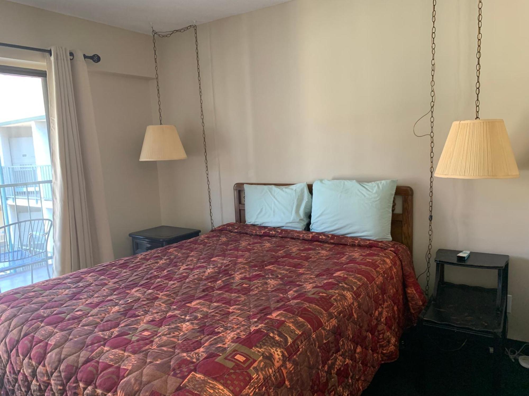 Oak Square Rentals Gatlinburg Room photo