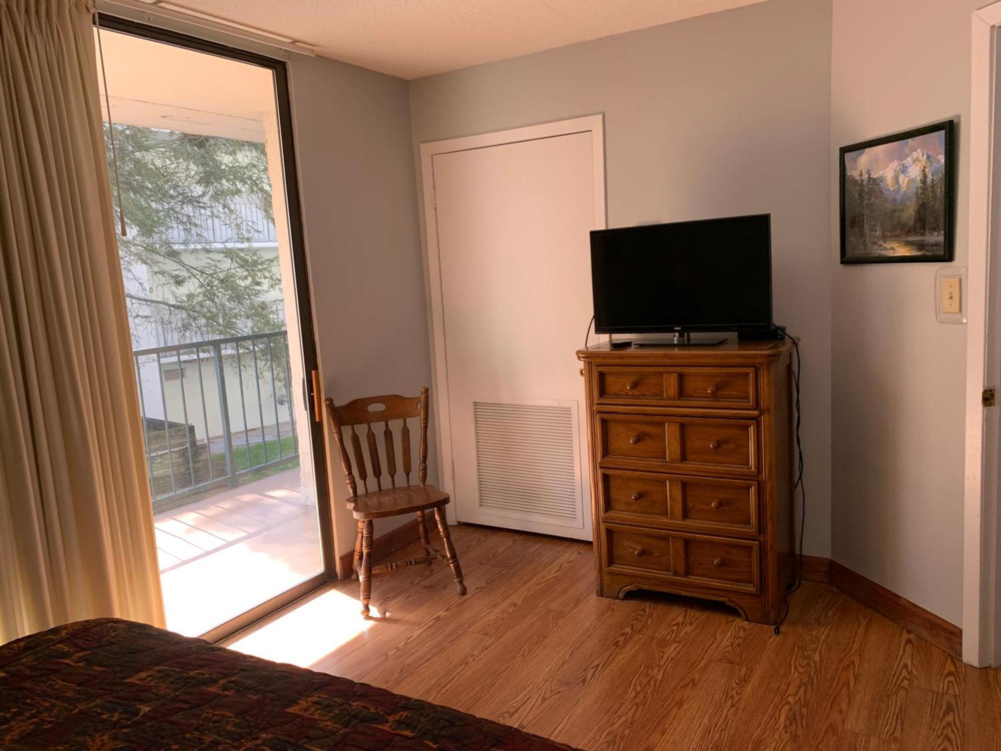 Oak Square Rentals Gatlinburg Room photo