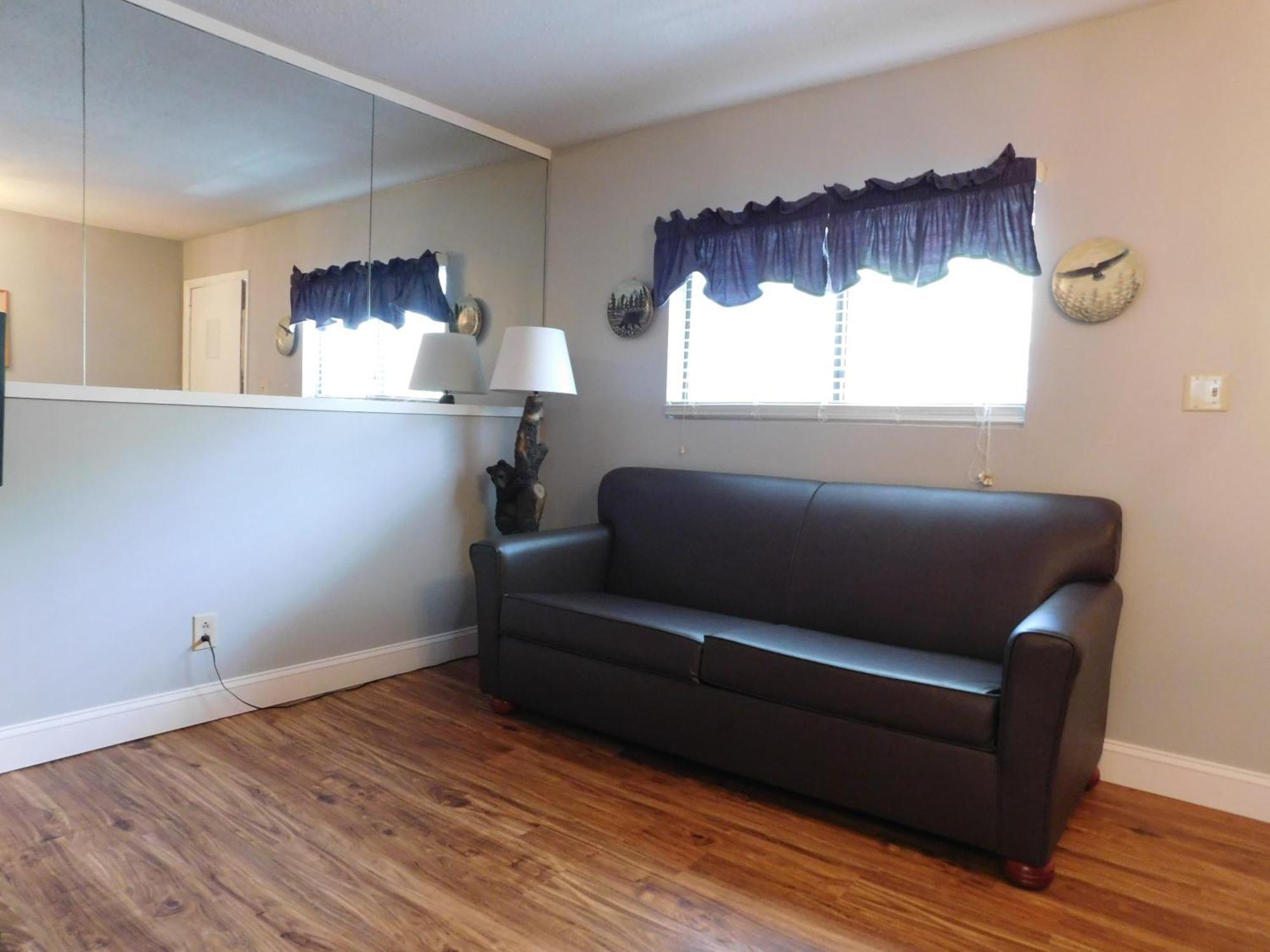 Oak Square Rentals Gatlinburg Room photo