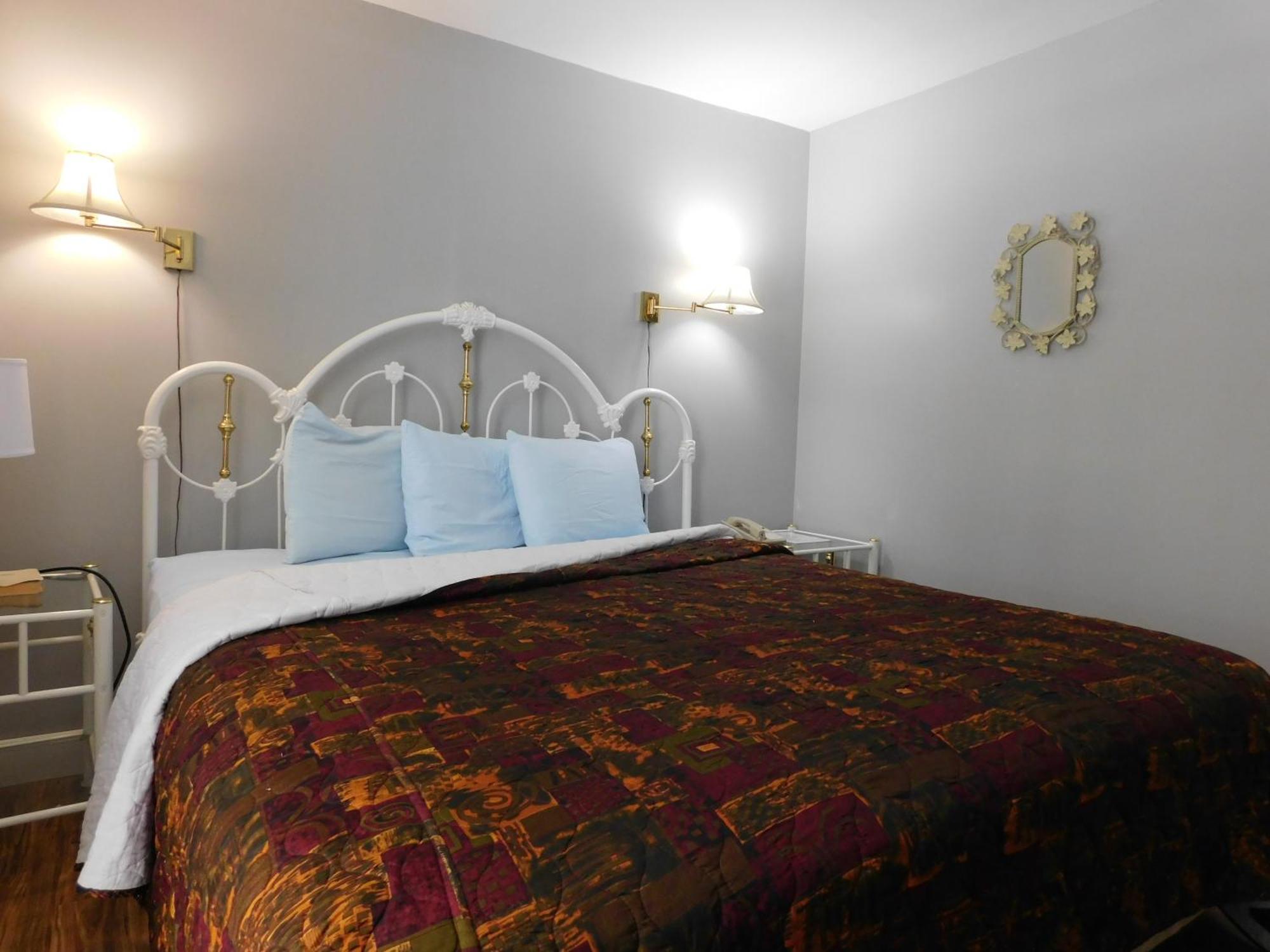 Oak Square Rentals Gatlinburg Room photo